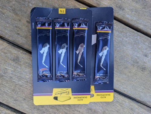 Vandoren alto sax reeds - alto,
