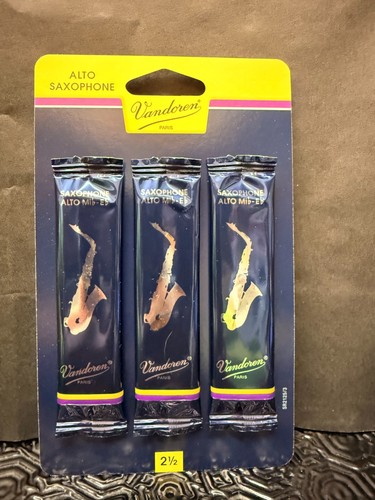 Vandoren alto saxophone reeds - vandoren,