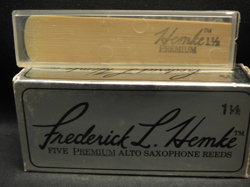 Premium frederick hemke - premium.,