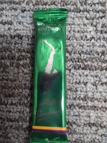 Vandoren java alto sax reed - vandoren,